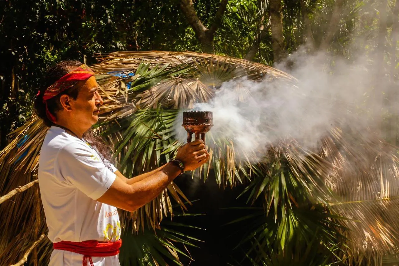 Hotel Akumal Natura Glamping